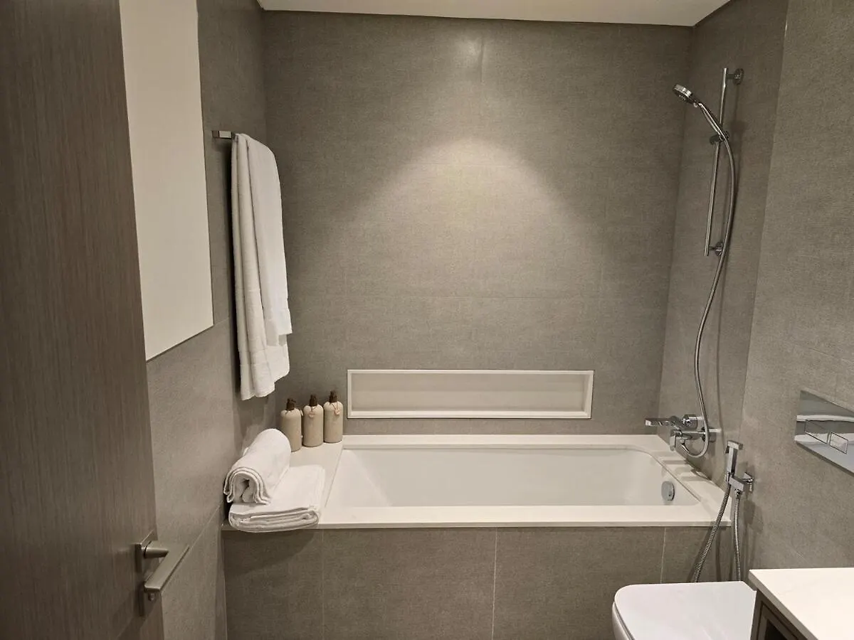 Grande 303 - 2-Bedroom Luxury Apartment With Burj Khalifa And Opera Views Dubai